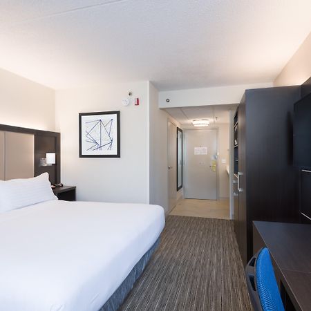 Holiday Inn Express Ramsey Mahwah By Ihg Exterior photo