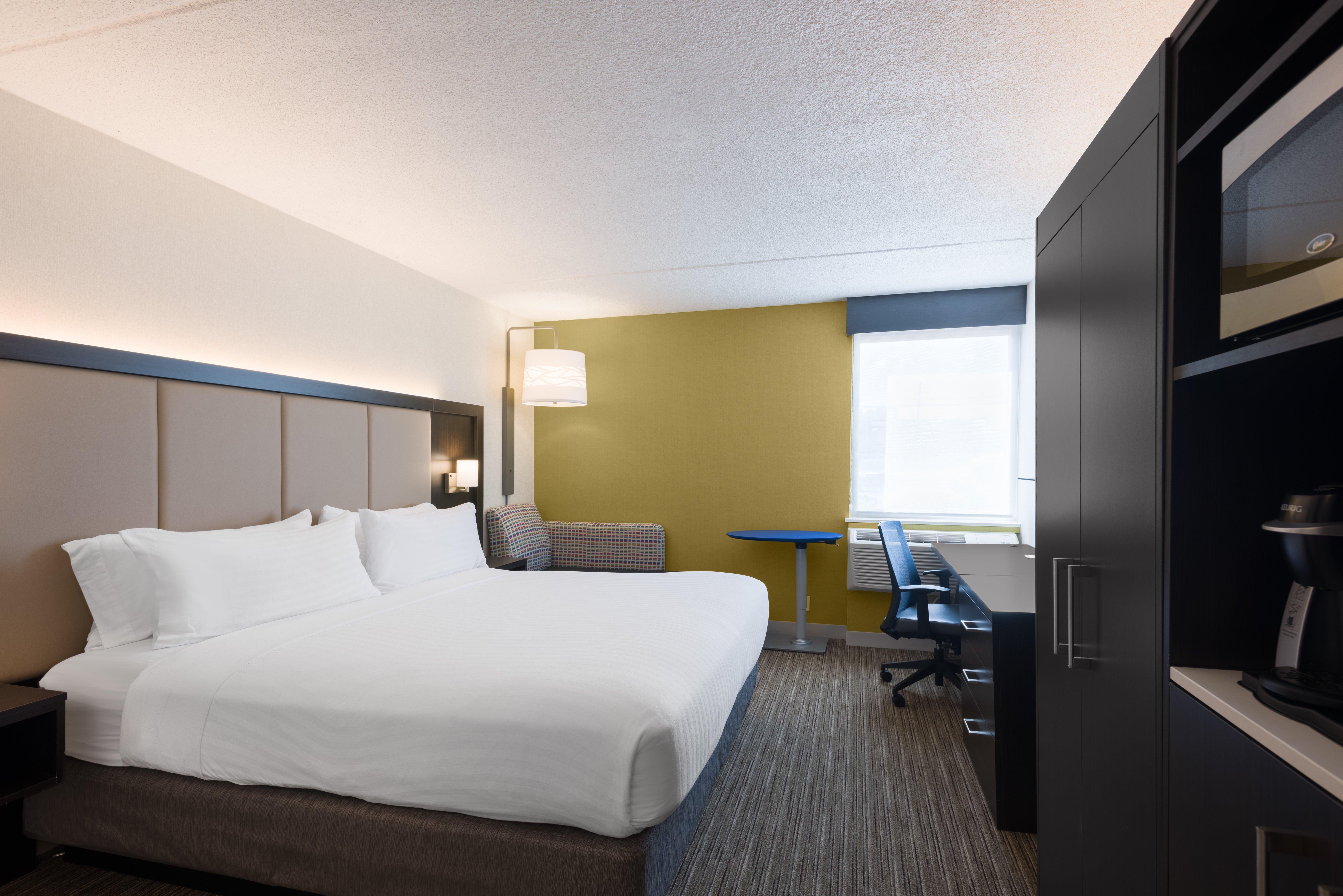 Holiday Inn Express Ramsey Mahwah By Ihg Exterior photo