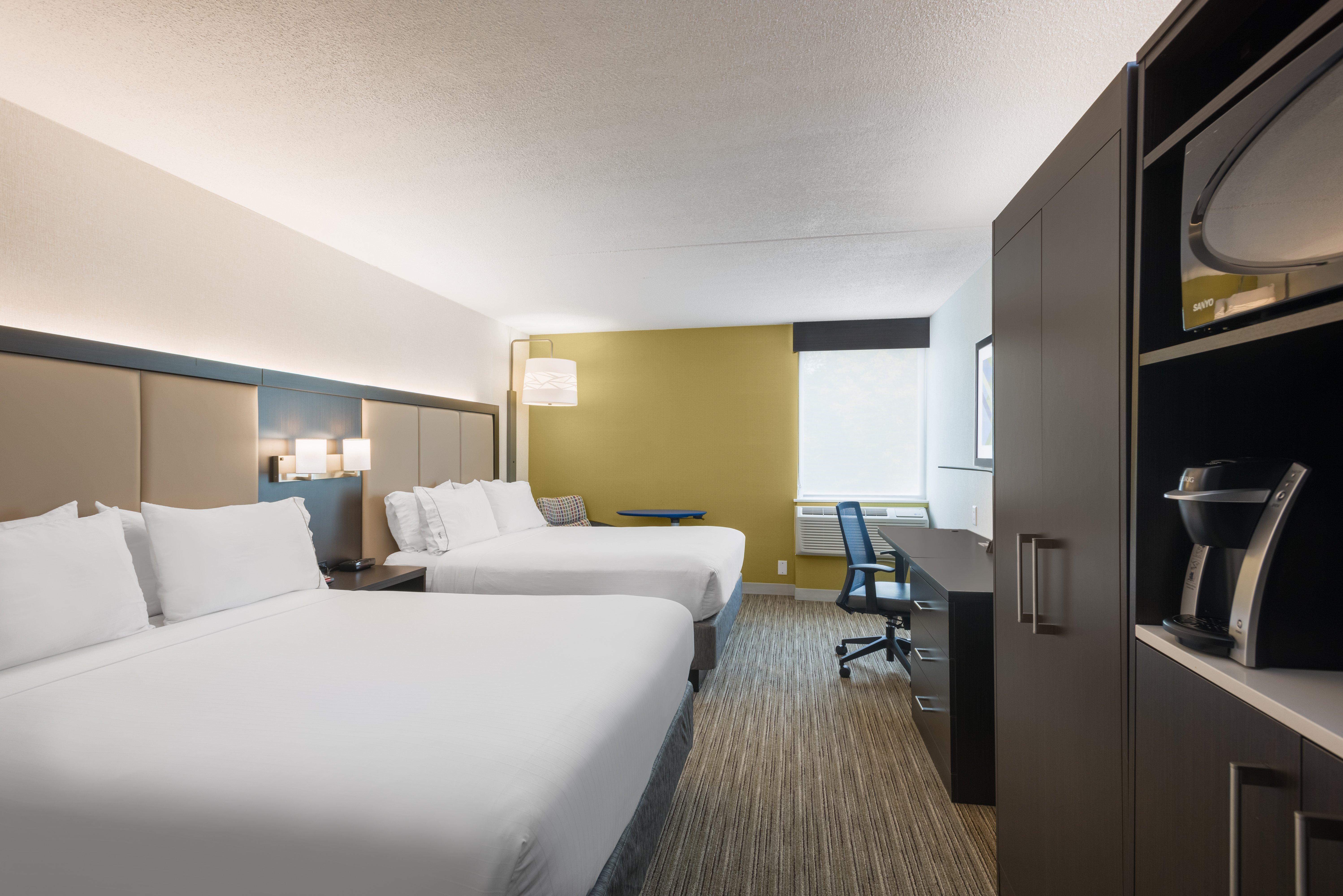 Holiday Inn Express Ramsey Mahwah By Ihg Exterior photo