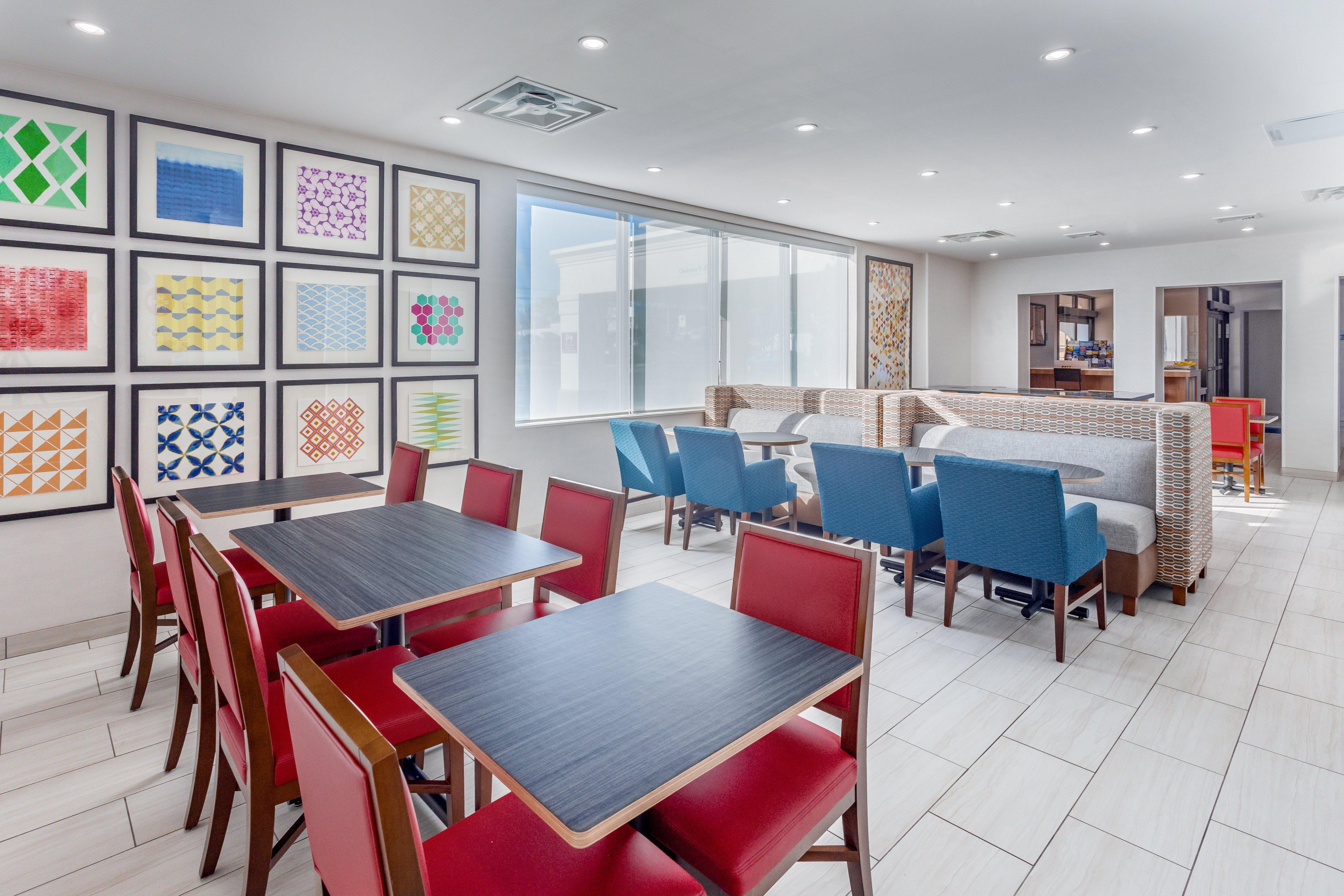 Holiday Inn Express Ramsey Mahwah By Ihg Exterior photo